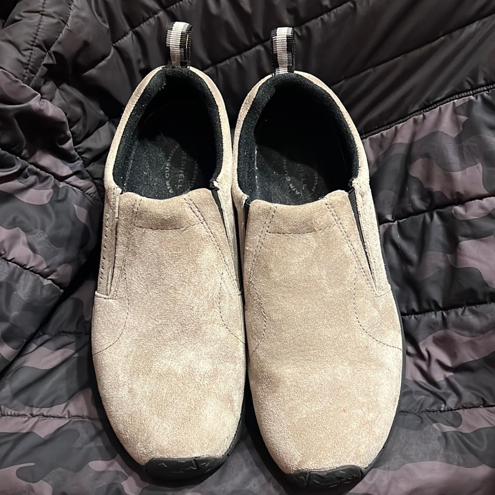 Merrill Dual Density mens slip on 9.5 suede